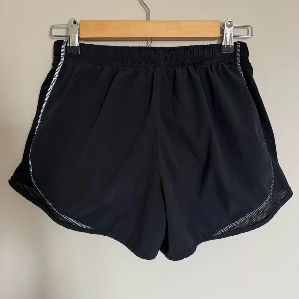 Nike Women's Dri-FIT Division Tempo Luxe Running Short Black Zippers Size XS